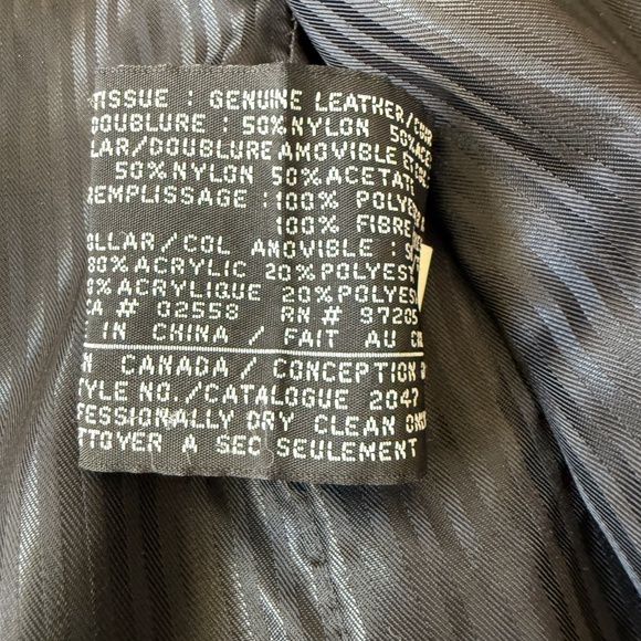 Danier black leather belted coat w/ plush fur collar - Picture 12 of 14